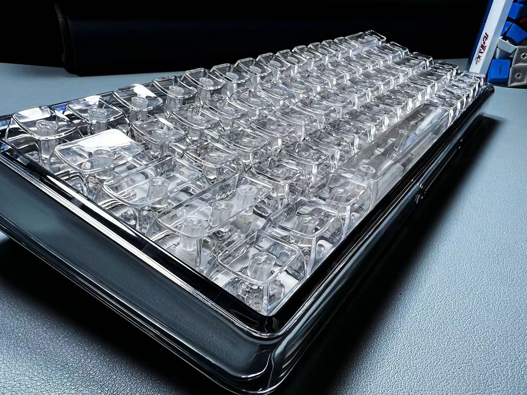 Teclas transparentes de crista - Keyboard Gaming Black avaliação e preço
