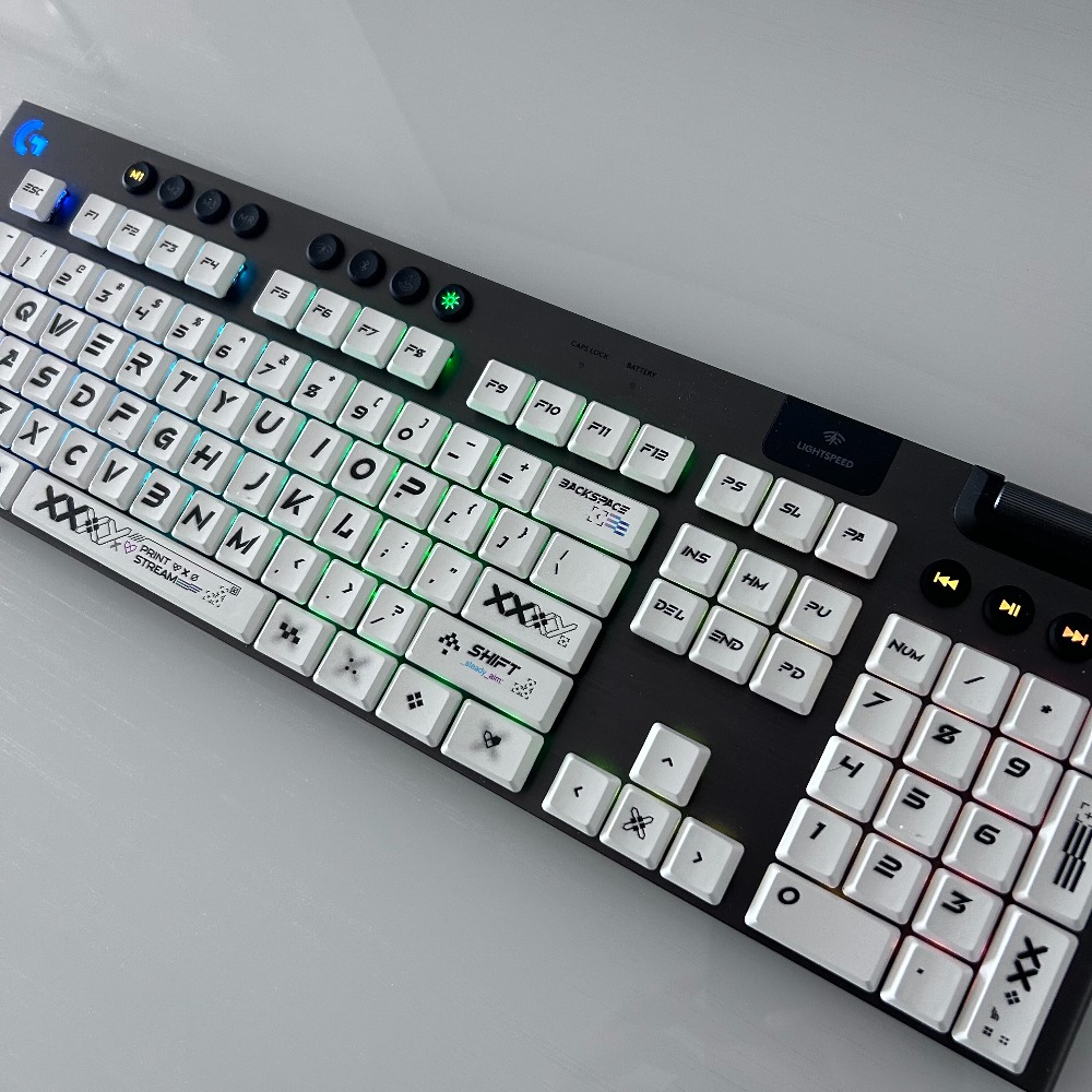 Compatível com teclas PBT Logi - Gaming Keyboard Tkl avaliação e preço